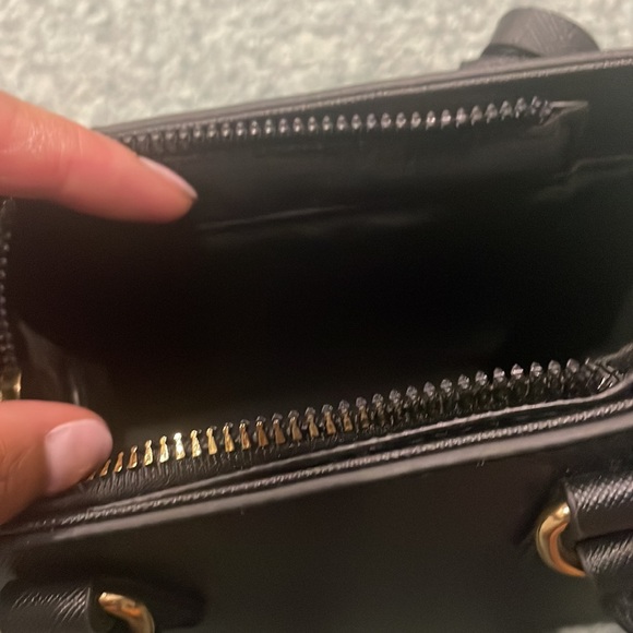 Small Black Tote - Picture 5 of 7